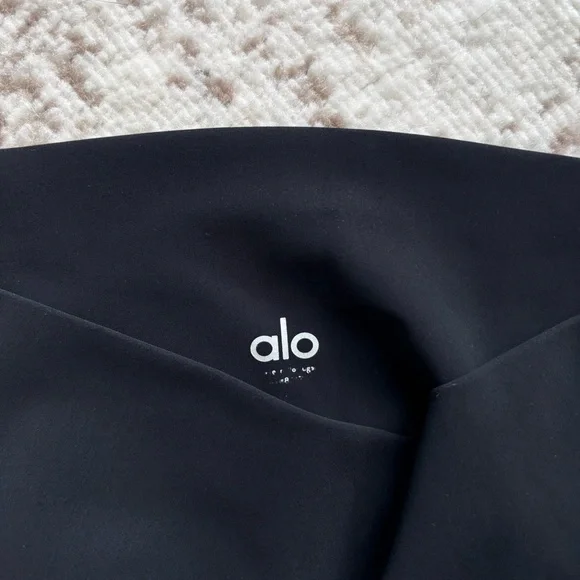 ALO Yoga Ripped Warrior High-Waist Leggings in Black - Picture 9 of 10